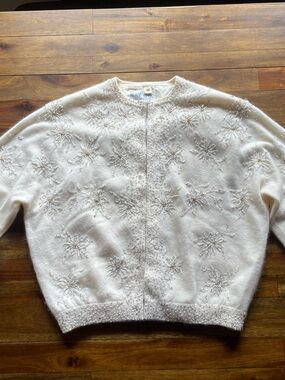 Vintage cream Embellished Women's Cardigan Sweater